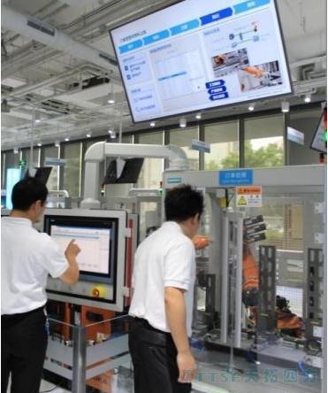 ÈÃÔ¸¾°×ß½øÏÖʵ£ºÓŵÂ88ËÄ·½ÊÜÑûÂÃÐС°Î÷ÃÅ×ÓÊý×Ö»¯ÌåÑéÖÐÐÄ¡± ÈÃÔ¸¾°×ß½øÏÖʵ£ºÓŵÂ88ËÄ·½ÊÜÑûÂÃÐС°Î÷ÃÅ×ÓÊý×Ö»¯ÌåÑéÖÐÐÄ¡±